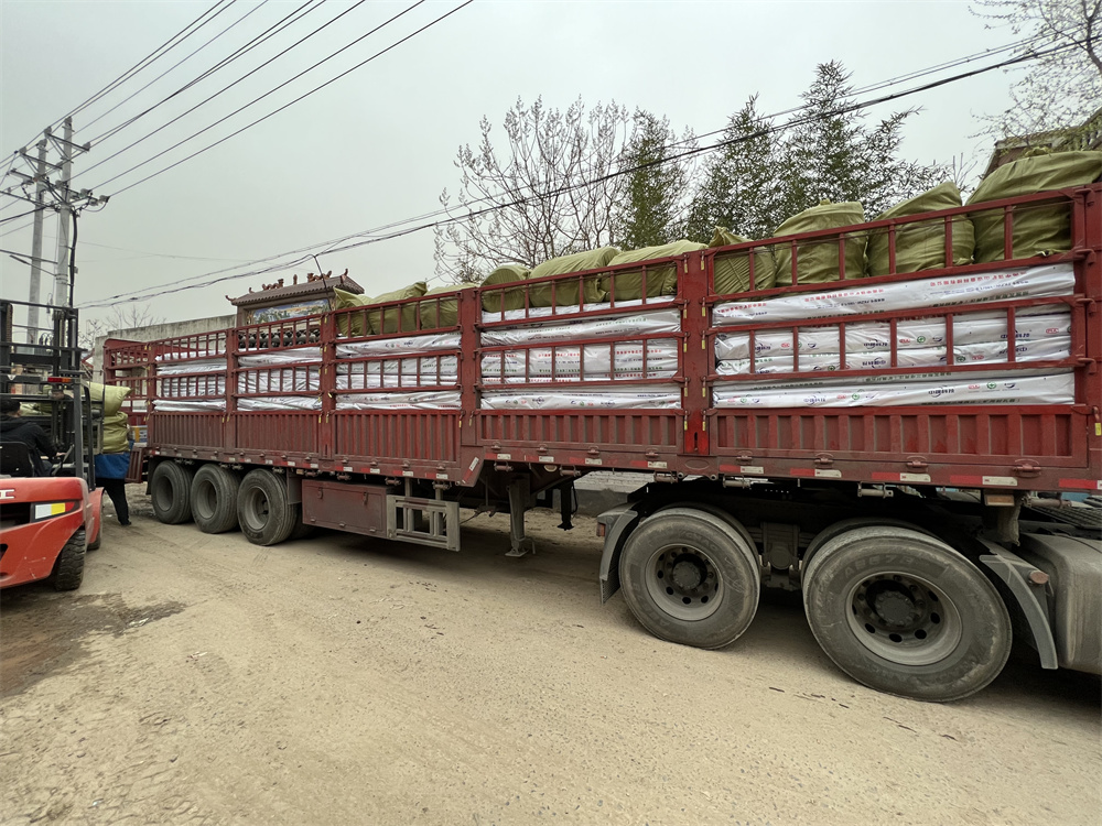 滿滿一車煤礦用封孔器瓦斯抽放管匯流器發貨山西某煤礦